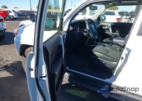 2015 Toyota 4Runner Sr5 Premium z USA, uszkodzony, nr VIN JTEBU5JR4F5207893